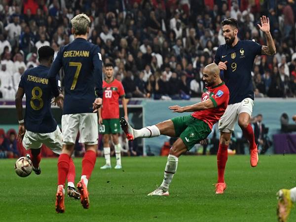 Trận đối đầu kịch tính giữa Pháp vs Morocco