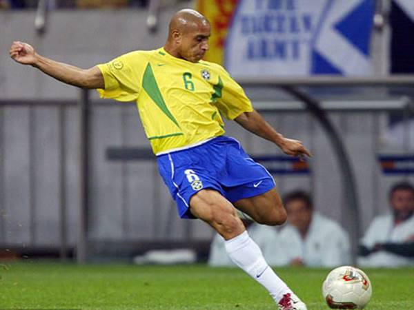 Những danh hiệu Roberto Carlos đã giành được
