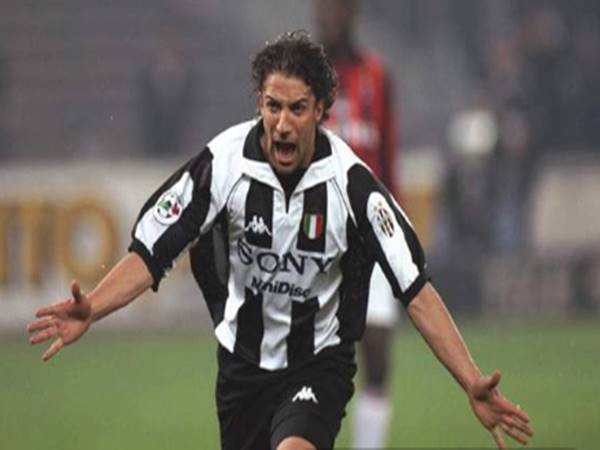 Các cầu thủ mang áo số 11: Alessandro Del Piero (Juventus, Italy)