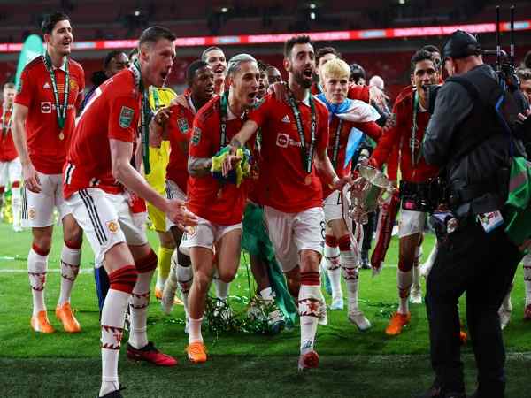 Manchester United: Đội Bóng Hàng Đầu Của Anh