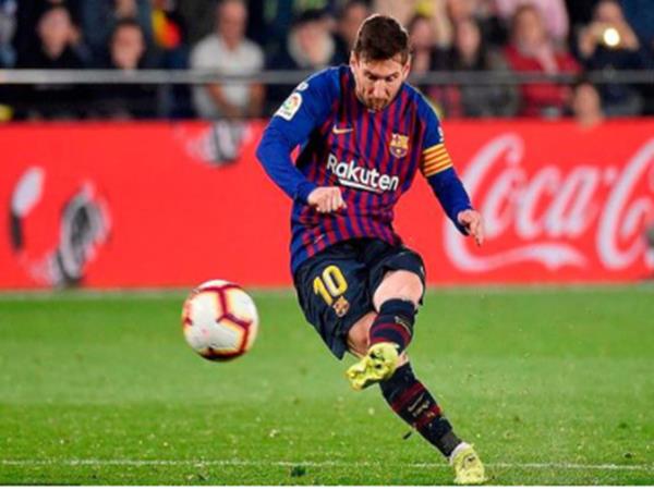 Messi có bao nhiêu cú sút phạt khiến thế giới ngả mũ?