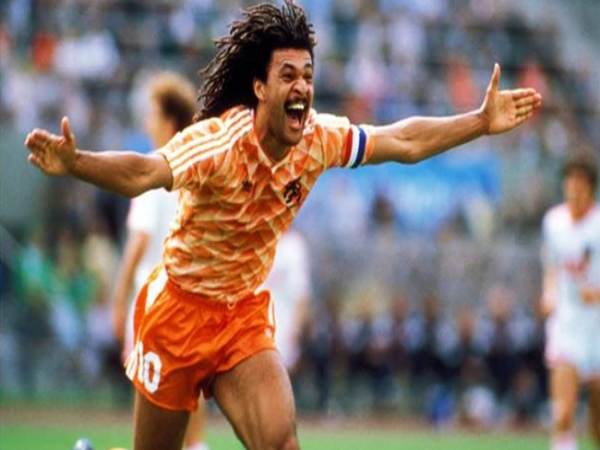Ruud Gullit – “Cỗ máy đa năng” của bóng đá Hà Lan