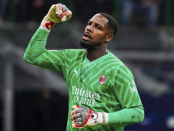 Sự xuất sắc toàn diện của Mike Maignan khiến Chelsea thèm khát Sự xuất sắc toàn diện của Mike Maignan khiến Chelsea thèm khát