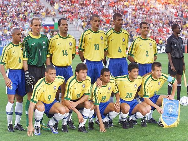 Đội hình Brazil 1998 đưa Selecao vào chung kết World Cup