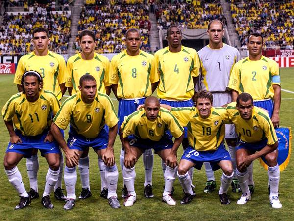 Đội hình Brazil 2002 đưa Selecao lên đỉnh World Cup